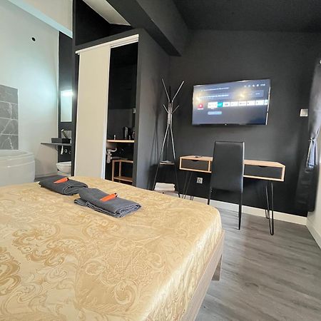 Charmant Studio Baignoire Narbona Zewnętrze zdjęcie