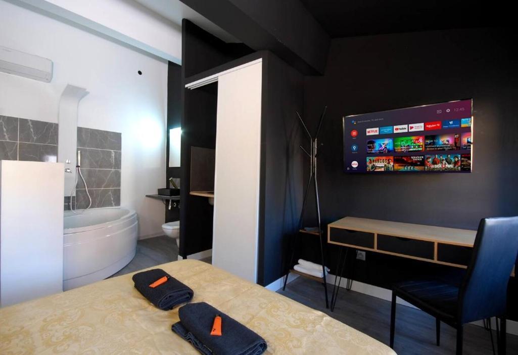 Charmant Studio Baignoire Narbona Zewnętrze zdjęcie